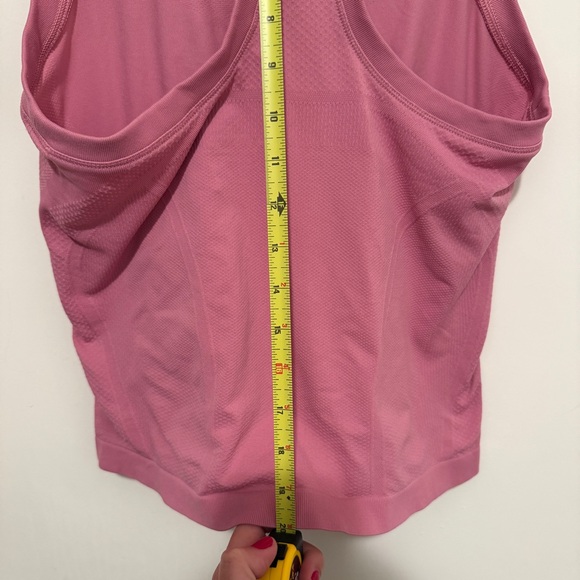 Athleta momentum tank top - Picture 4 of 4